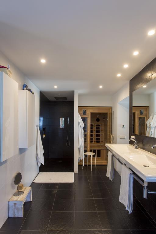 Villa Mimar L *