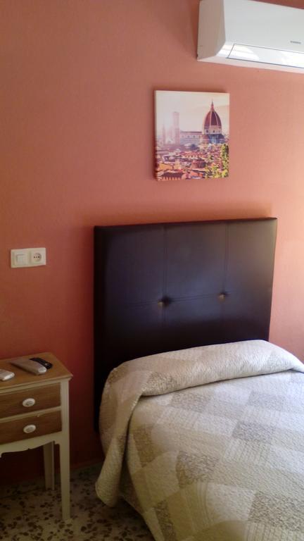 La Esteponera Guest house *