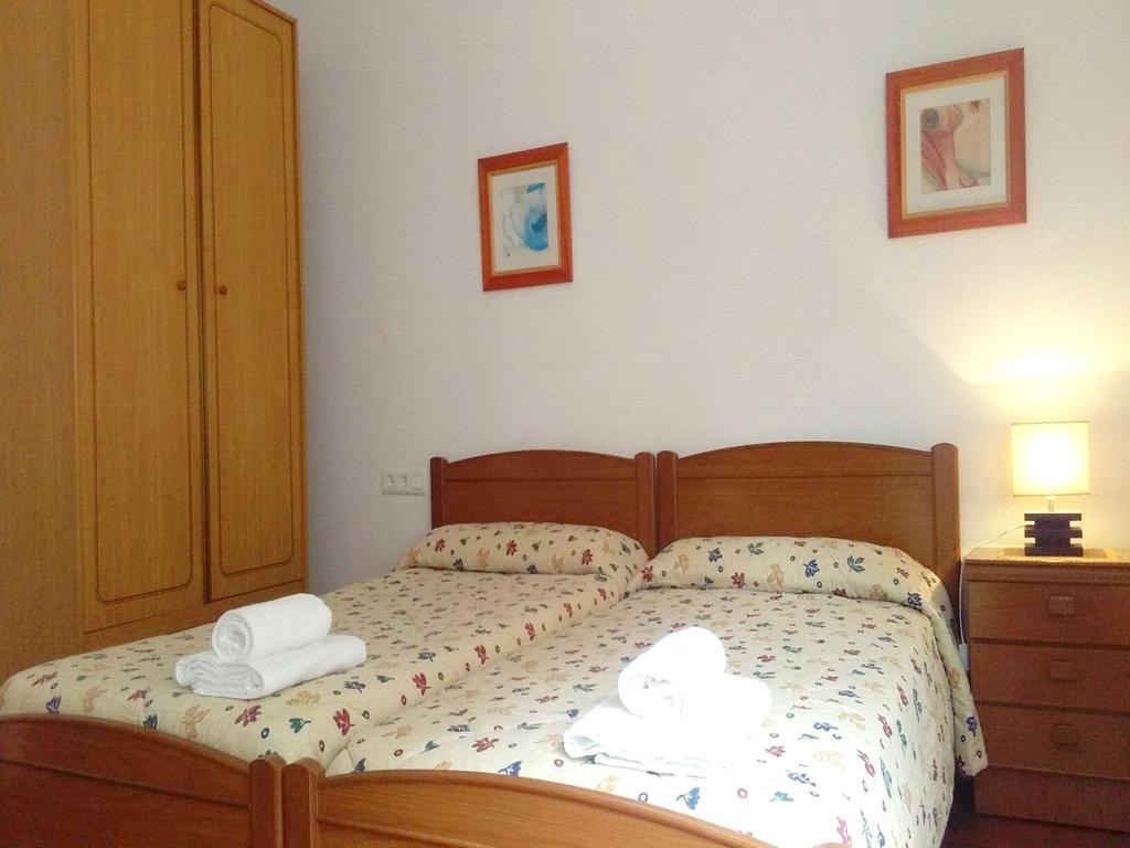 Habitacions Sant Pere Claver Pensión