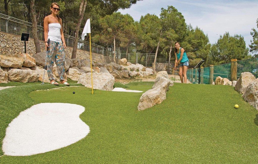 Vilanova Park Campsite 3*