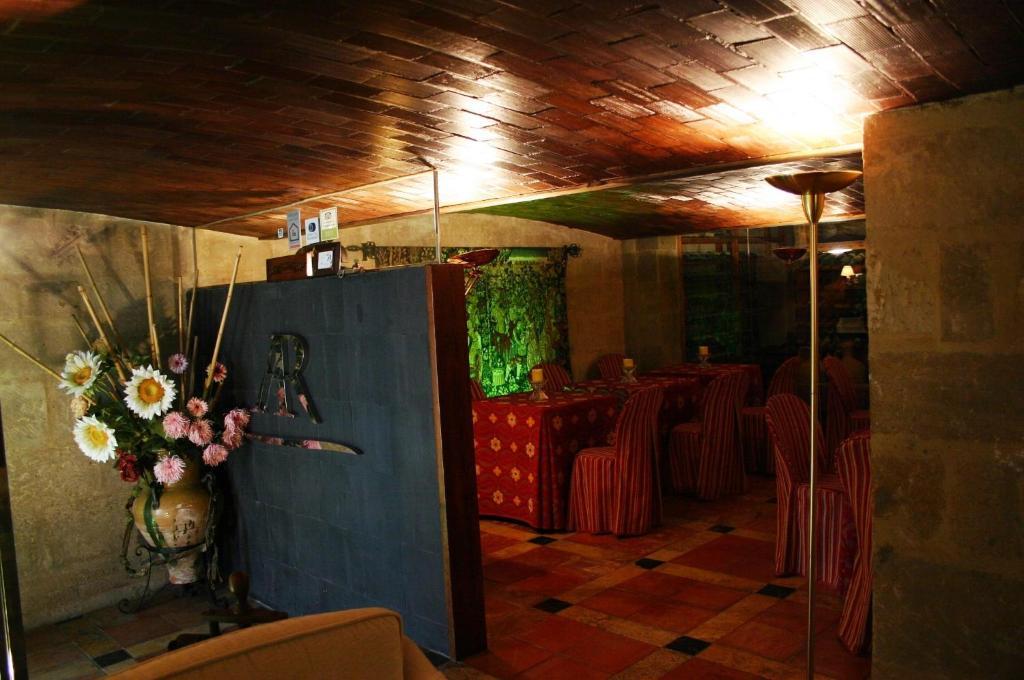 Afan De Rivera Hotel