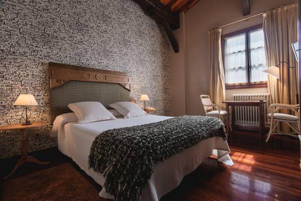 Konbenio Hotel 2*