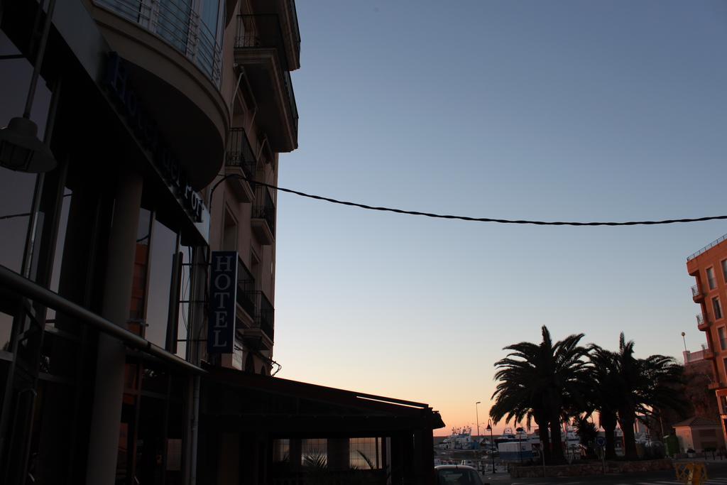 Del Port *