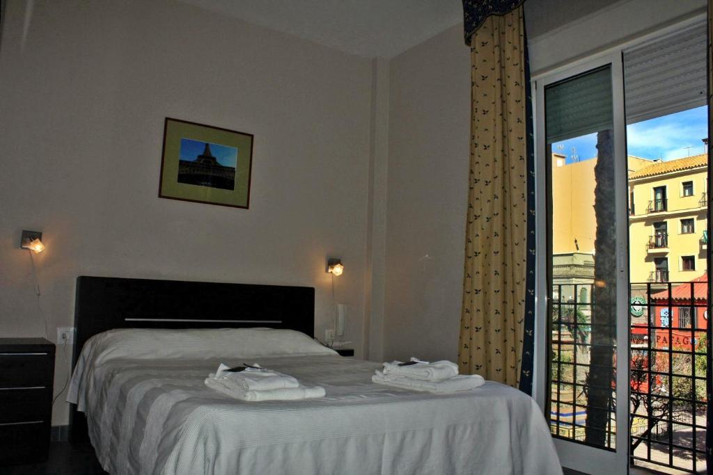 Carlos I Guest house *