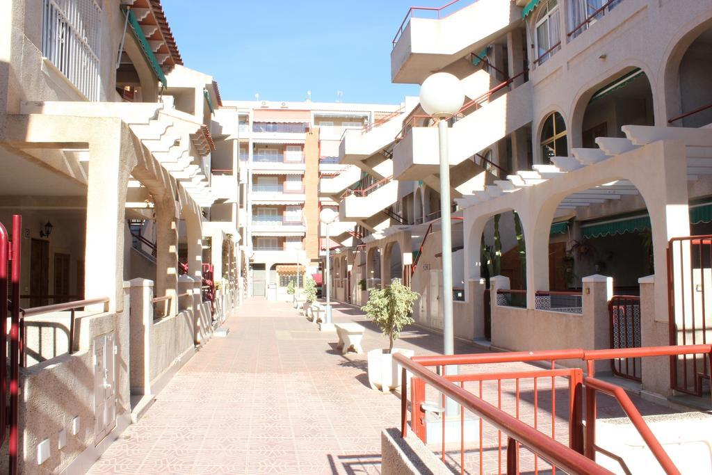 Naufragos Beach Apartment Torrevieja