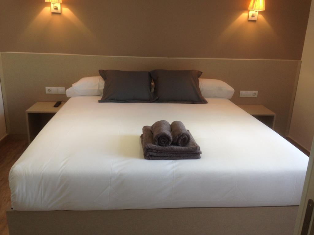 Guest house Hostalin Barcelona Passeig De Gracia 3*
