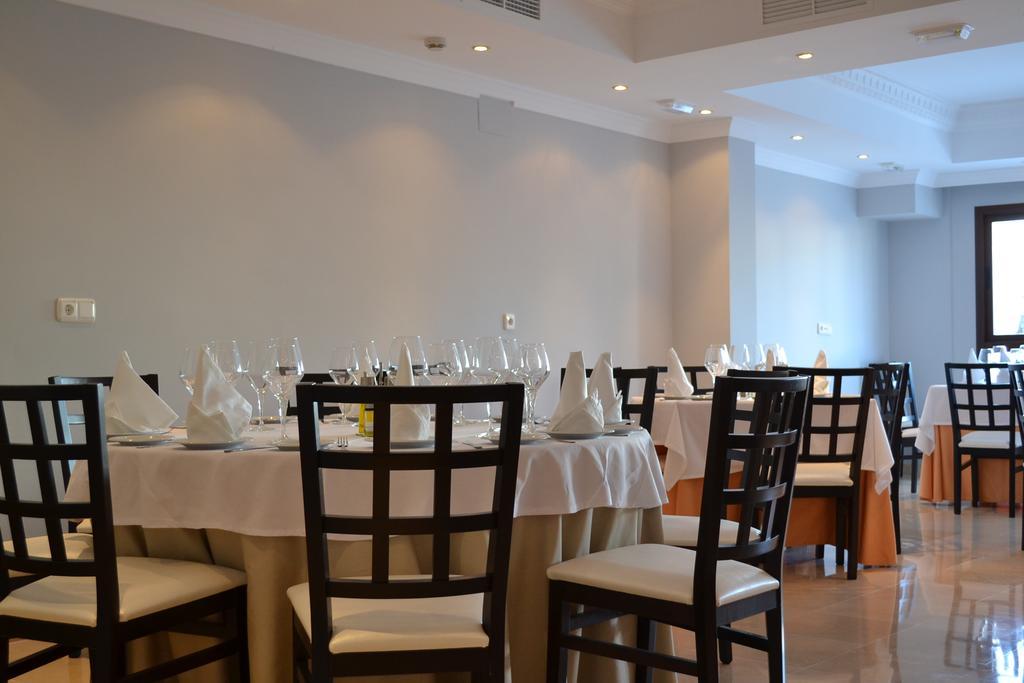 Hotel & Spa Plaza Arriate Hotel 3*