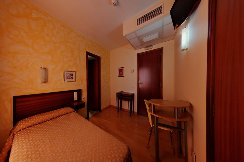 Hotel Olle *