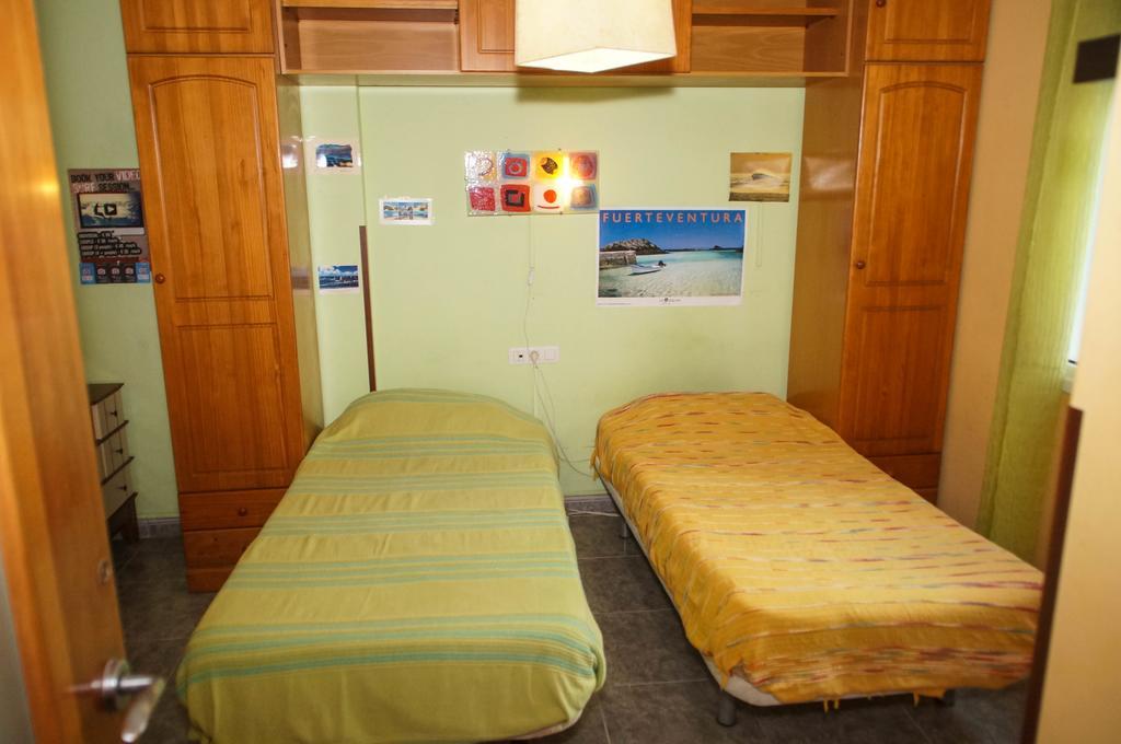 Lorenzo's Bed & Surf Apartamento