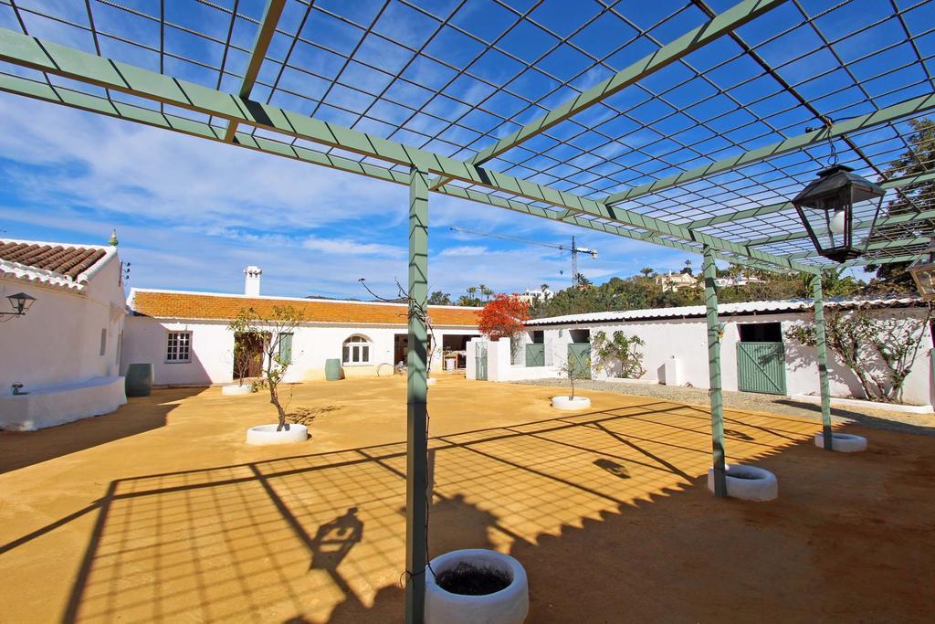 Guest house Cortijo De Correa 3*