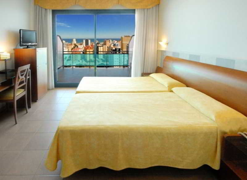 Cibeles Playa 3*
