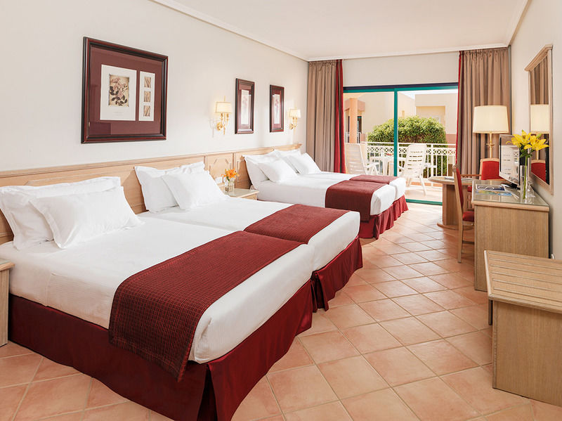 H10 Sentido Playa Esmeralda