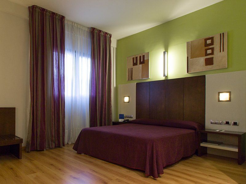 Hotel La Borona 4*