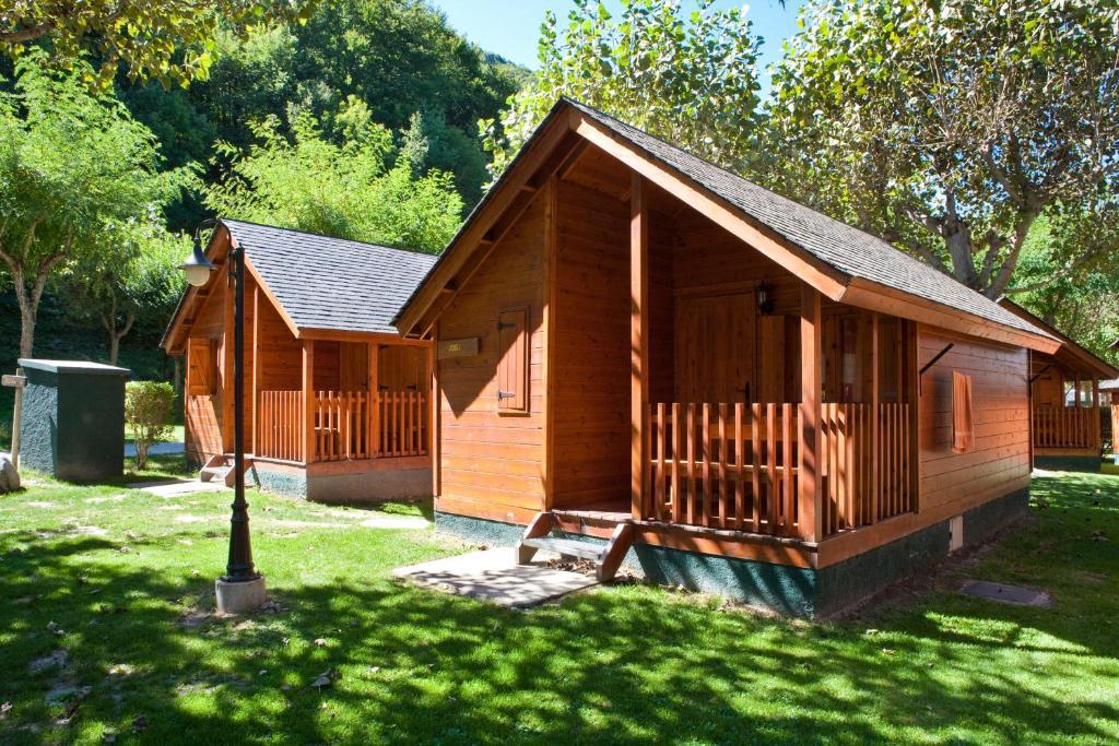 Verneda Mountain Camping 2*