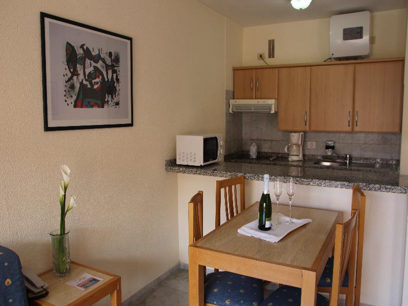 Marola Park Apartment *