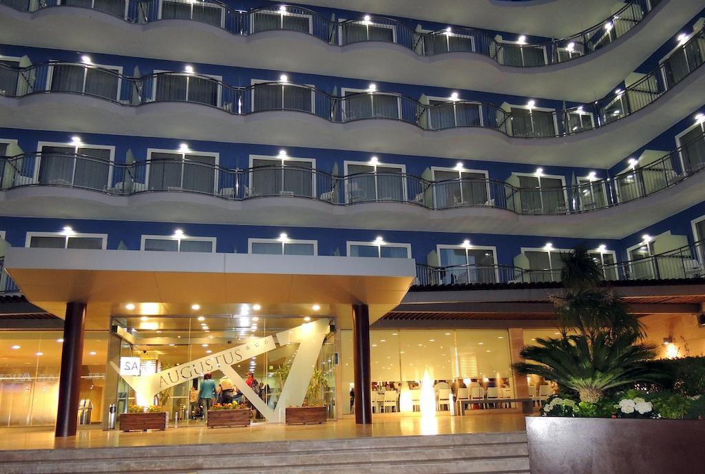 Augustus Hotel