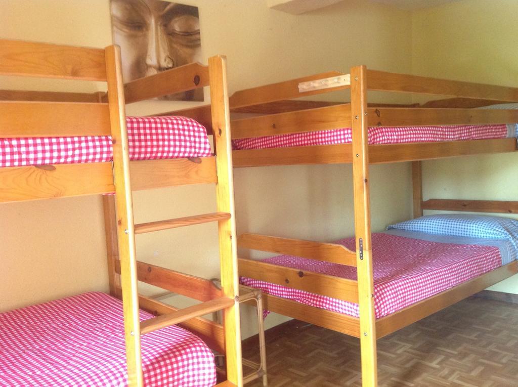 Surftolive House Hostal Somo