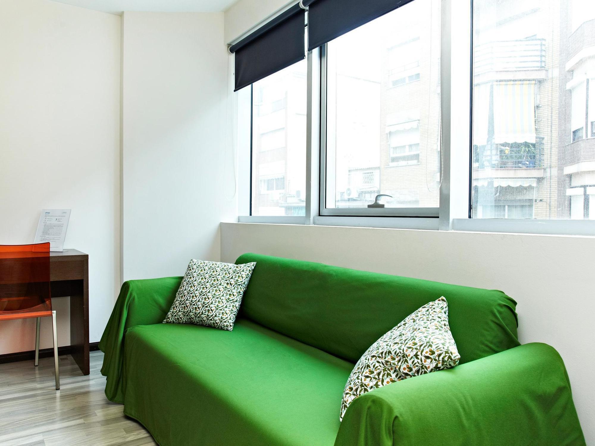 Hotel Ginosi Basics Centric Apartel