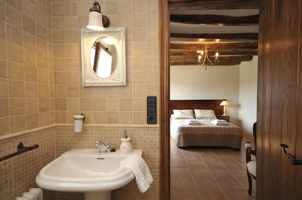 Bed and breakfast Els Canterers Miravet