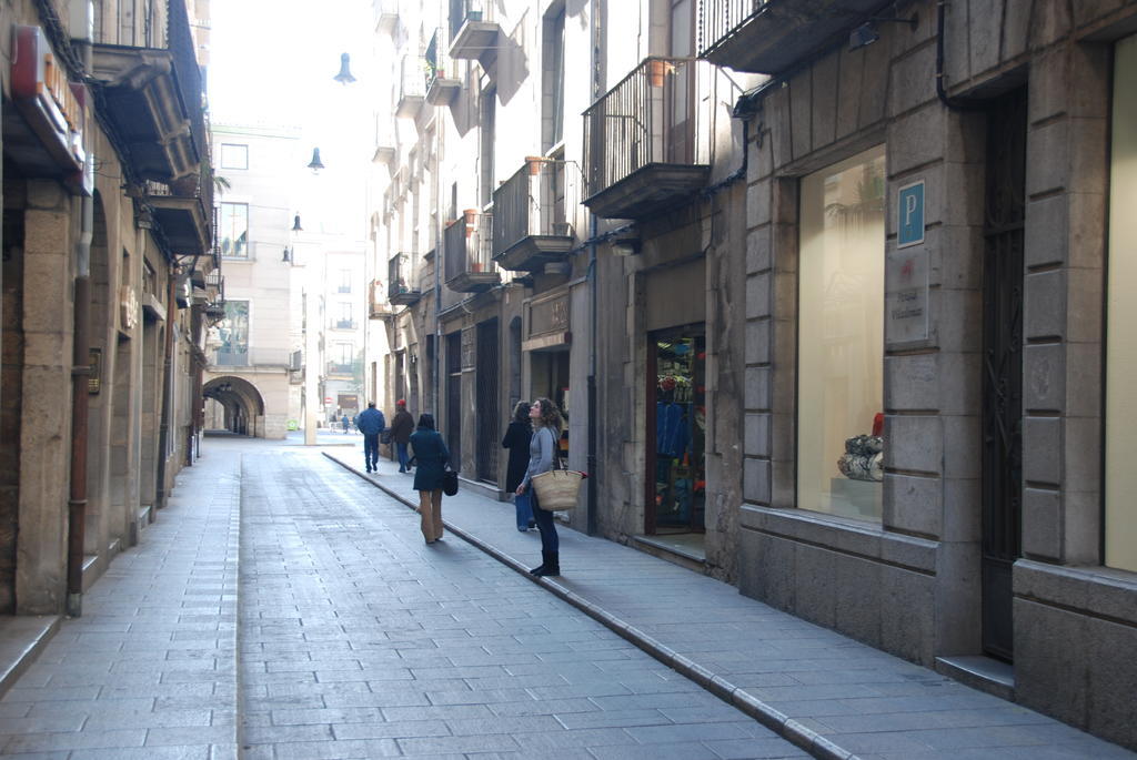 Guest house Pensio Viladomat Girona