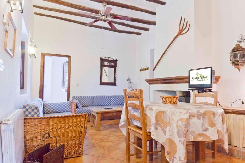 Cortijo Balzain Apartment *