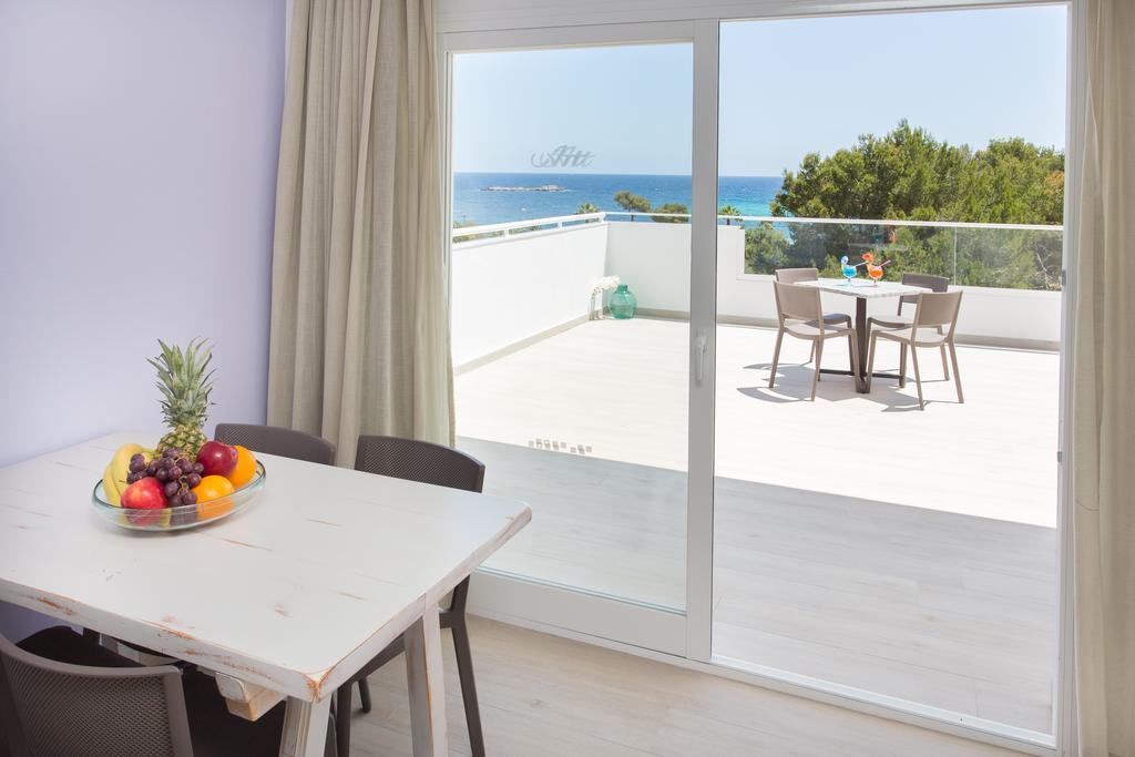 Typic Art Es Canar (Ibiza)