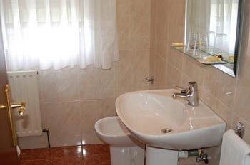 Iraipe Gorbea Auto Check-in Vitoria-Gasteiz