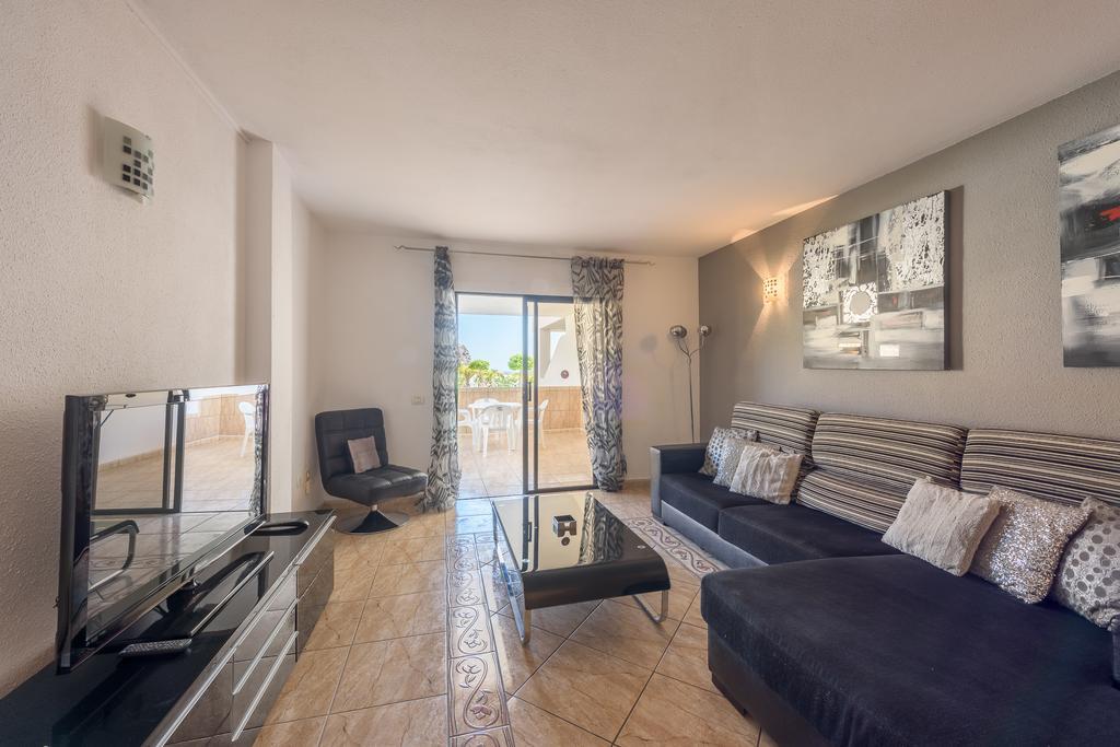 Paloma Los Cristianos (Tenerife)