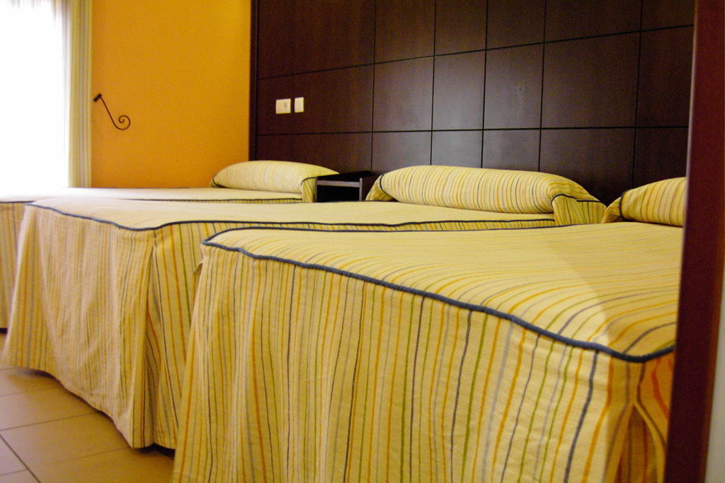 Hotel El Cruce 2*