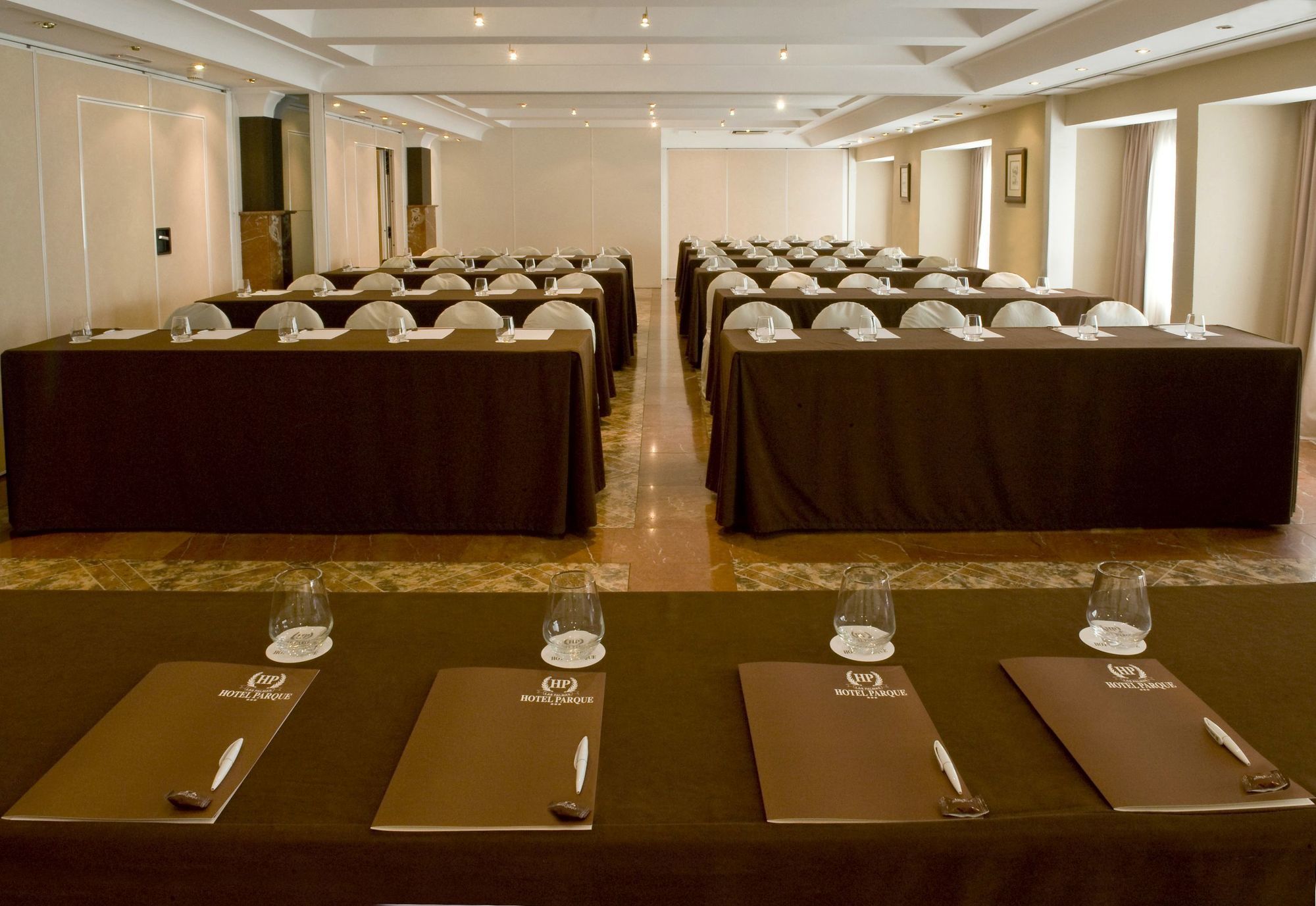 Hotel Sercotel Parque 3*