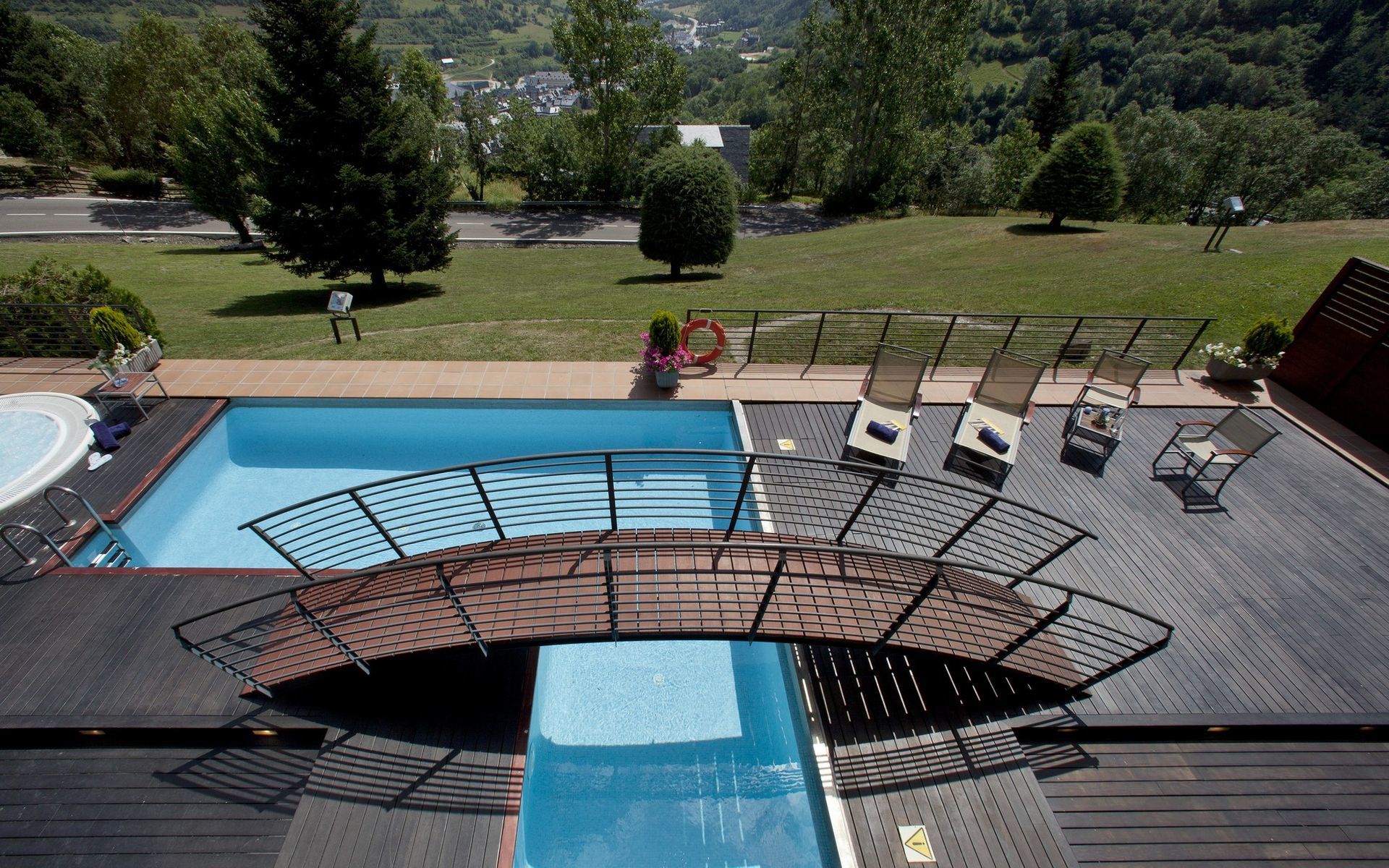 Hotel De 4*
