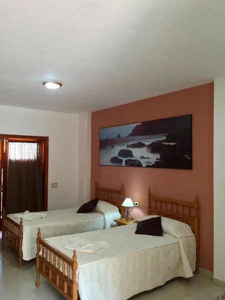 Hotel Frontera 2*