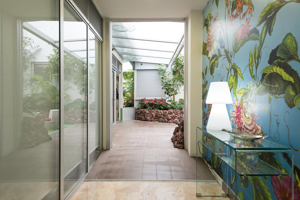 Apartment Garden Loft Roy Lichtenstein