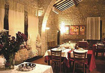 La Sala De Camós