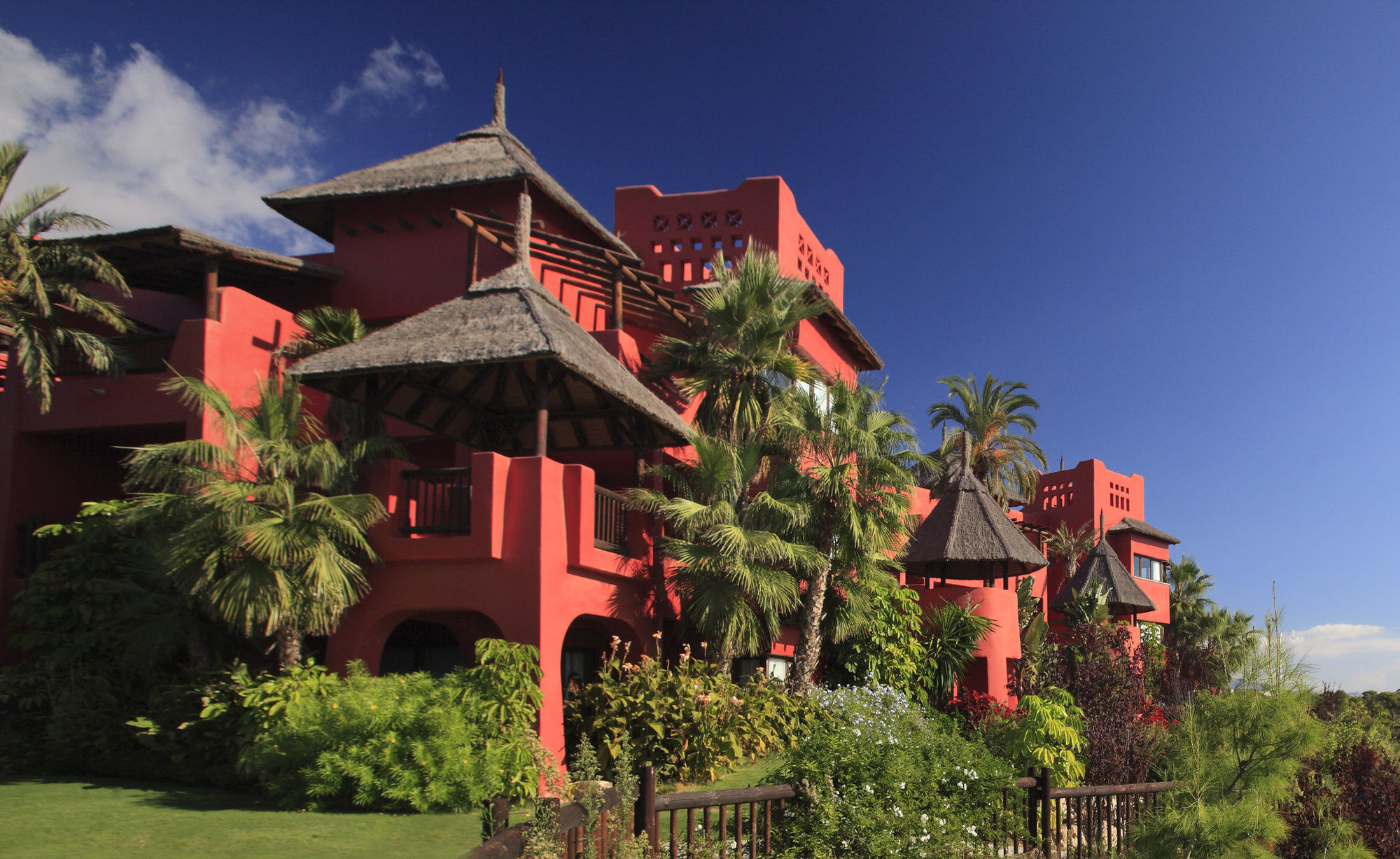 Gardens & Thai Spa, A Royal Hideaway