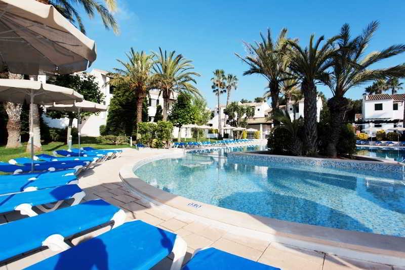 Grupotel Club Menorca Apartahotel