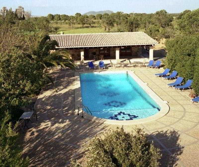 Es Quatre Cantons Farm stay Binissalem