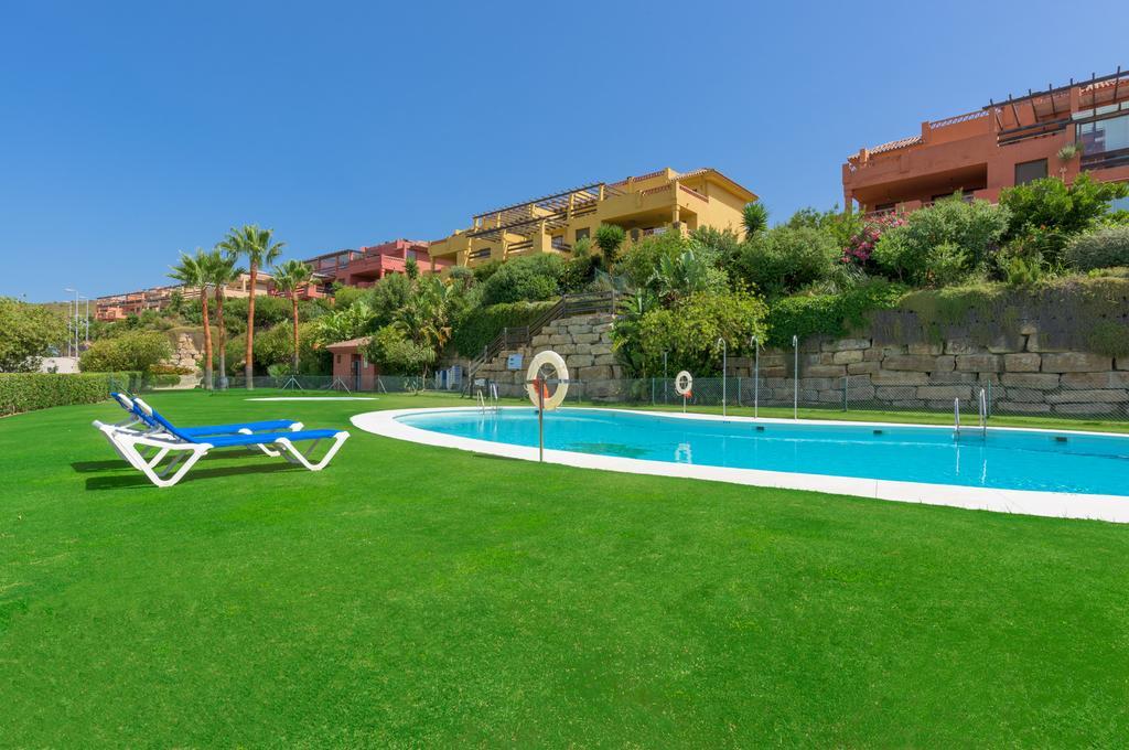 Apartamento Del Golf Dona Julia Y Cortesin * San Luis de Sabinillas