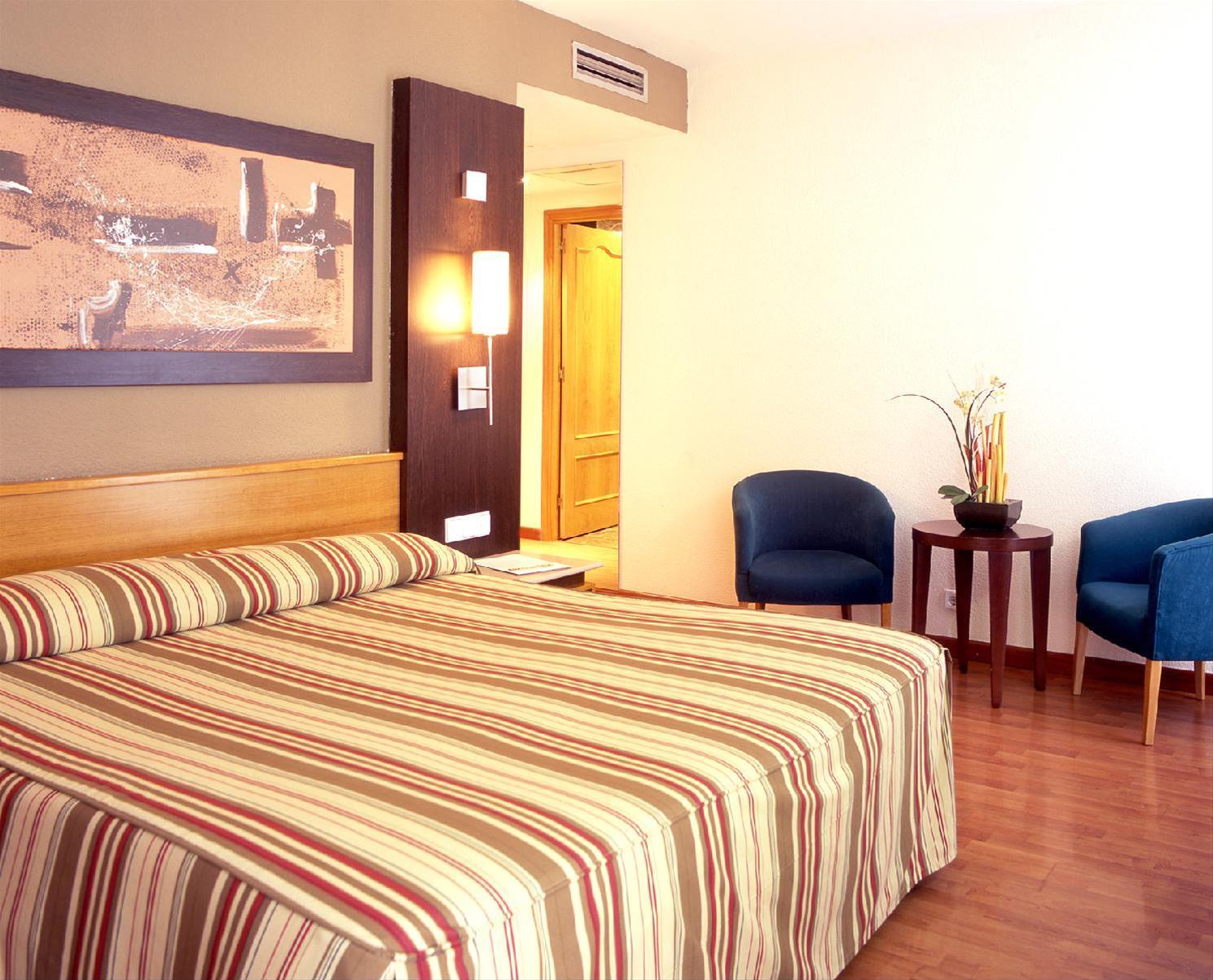 Catalonia Bristol Hotel