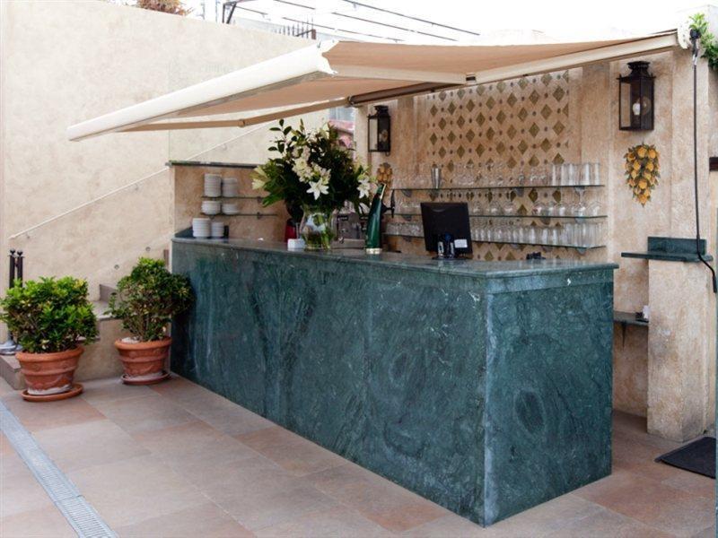 Doña María Hotel 4*
