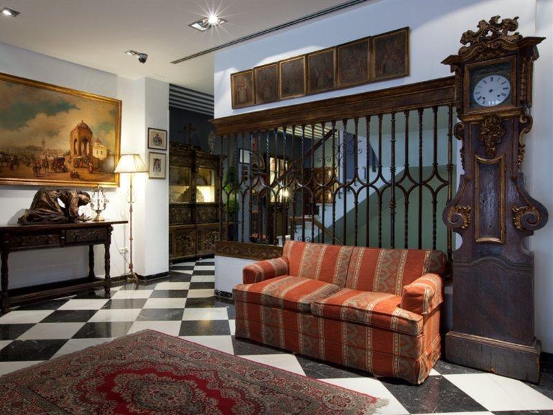 Doña María Hotel 4*