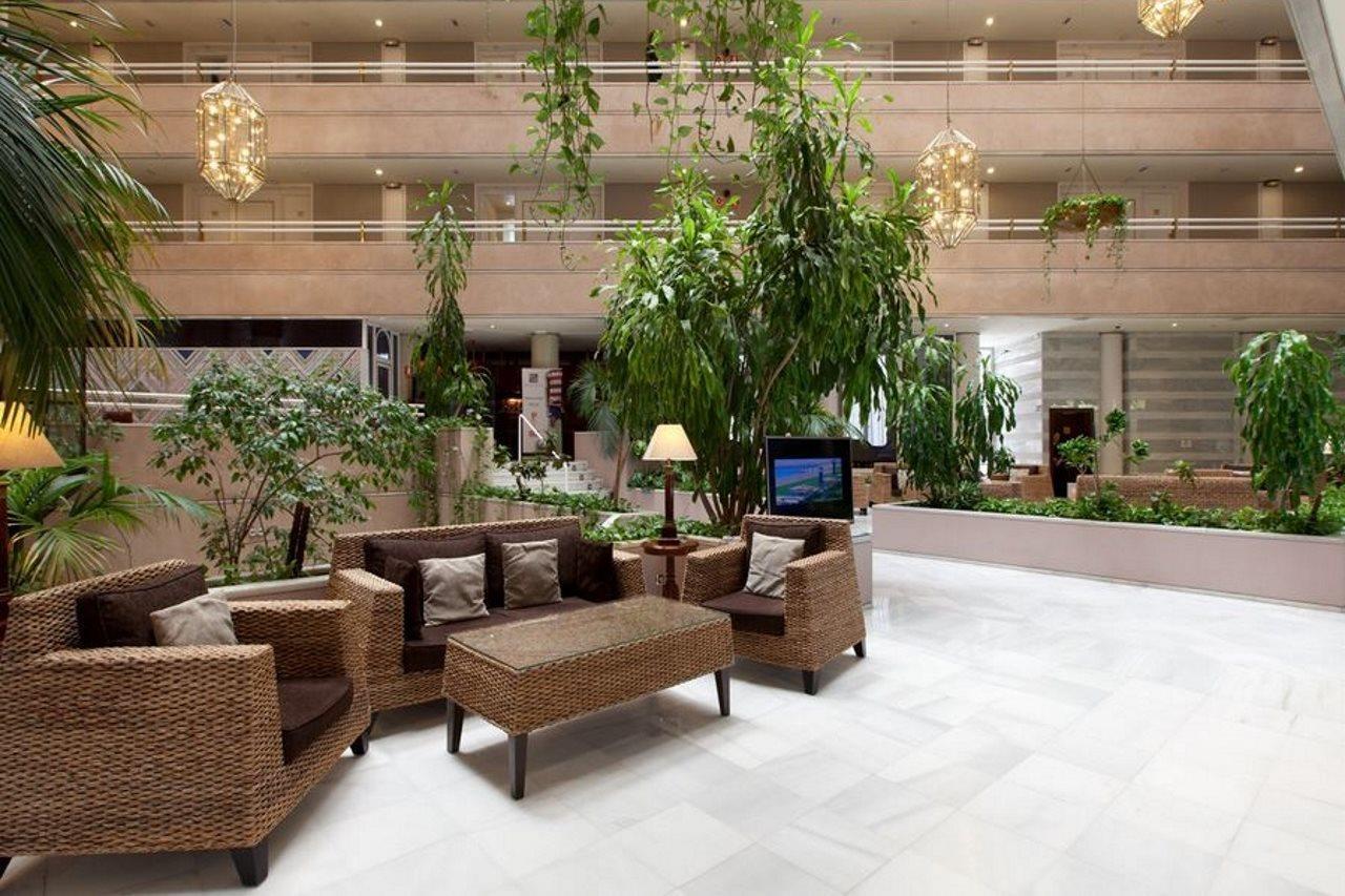 Center Hotel 4*