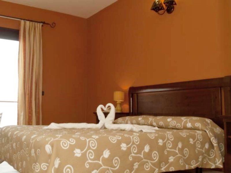 El Hotel 2*