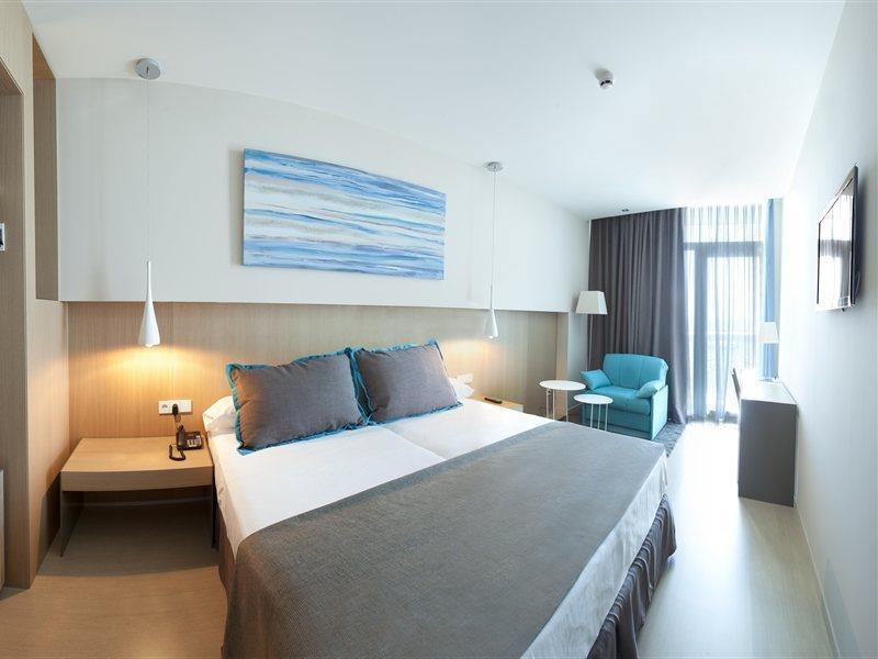 Atenea Port Barcelona Hotel 4*