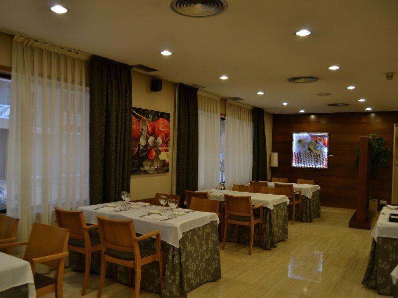 Up Hotel Vic