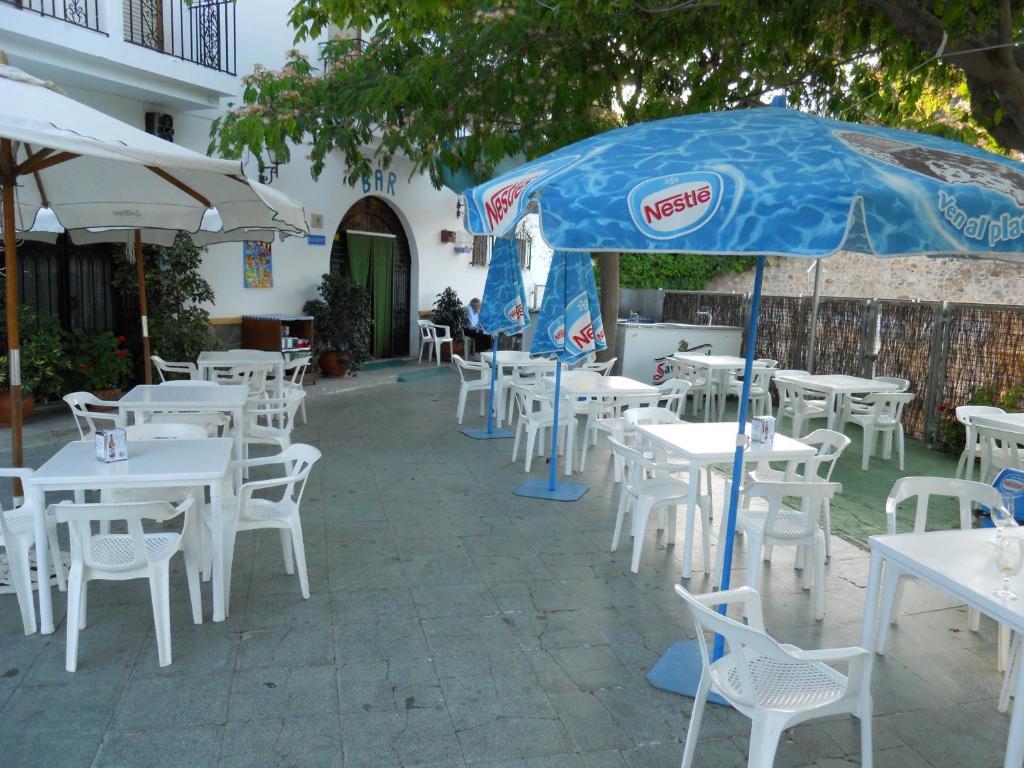 Pensión Restaurante La Piscina