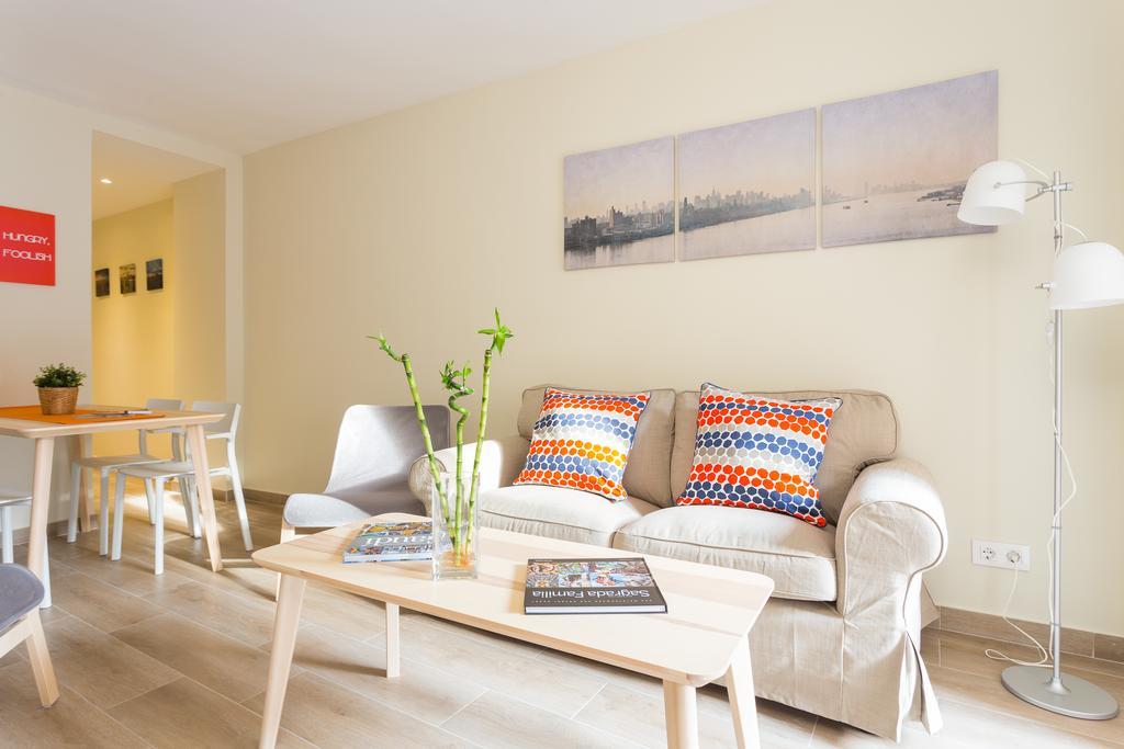 Brand New Near Camp Nou And Fira Barcelona