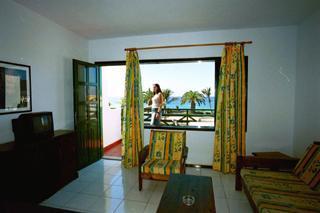 Apartahotel Rocas Blancas Puerto del Carmen (Lanzarote)