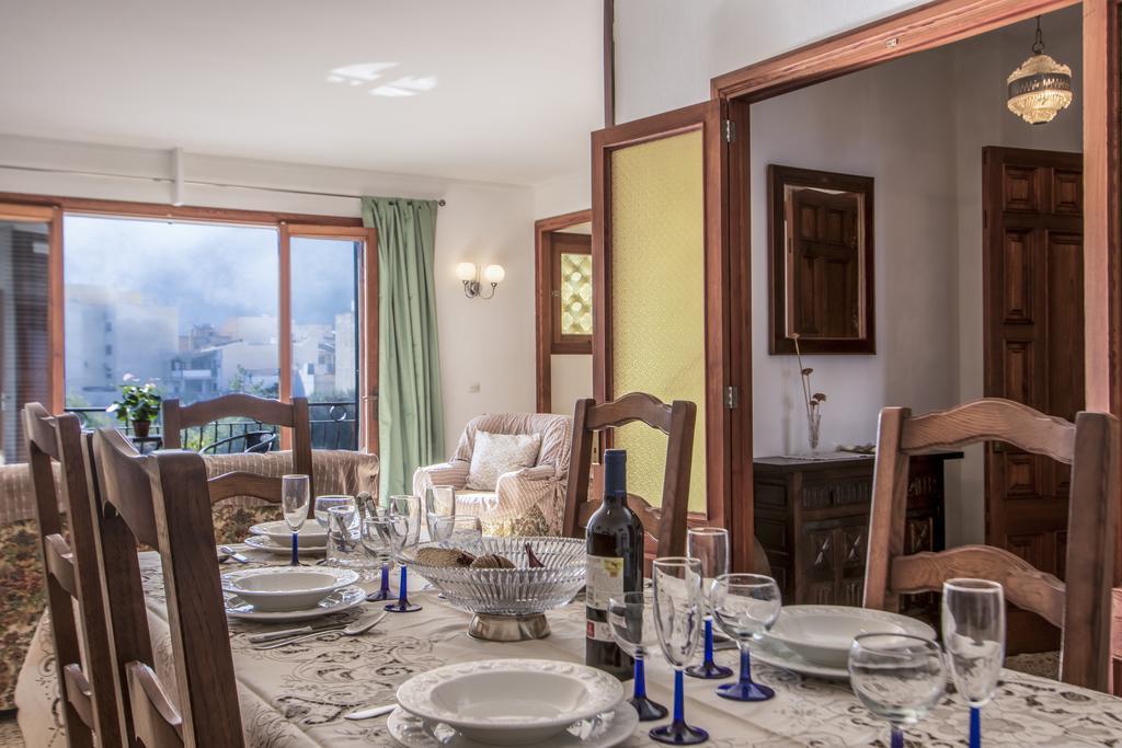 Holiday home Townhouse Dionis By Homevillas360 *