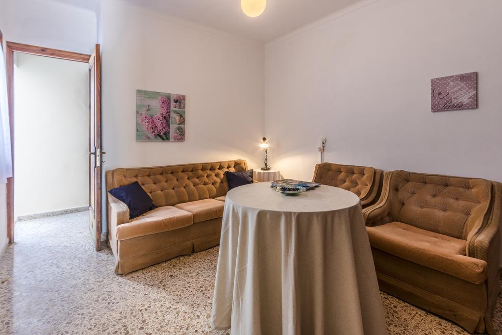 Townhouse Dionis By Homevillas360